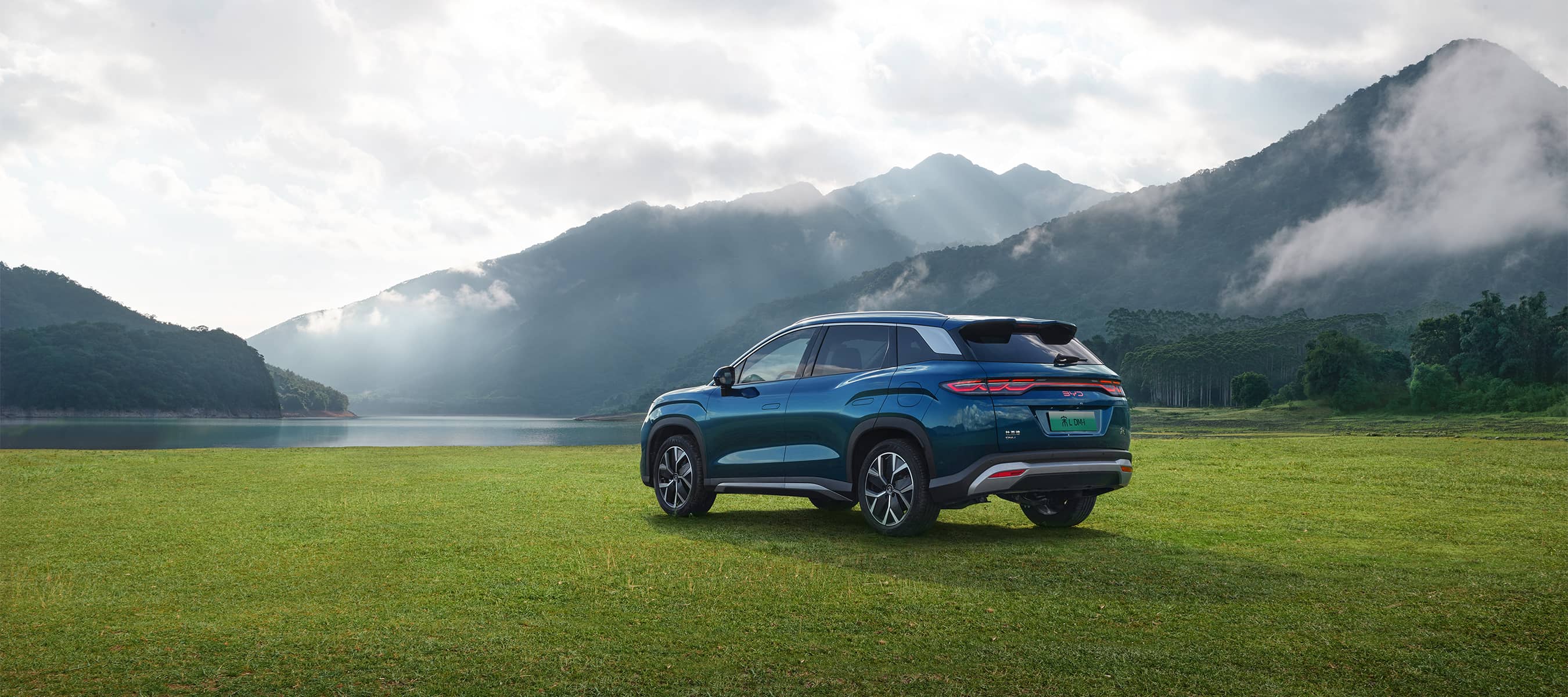 Гібридний автомобіль BYD Song L DM-i 2025